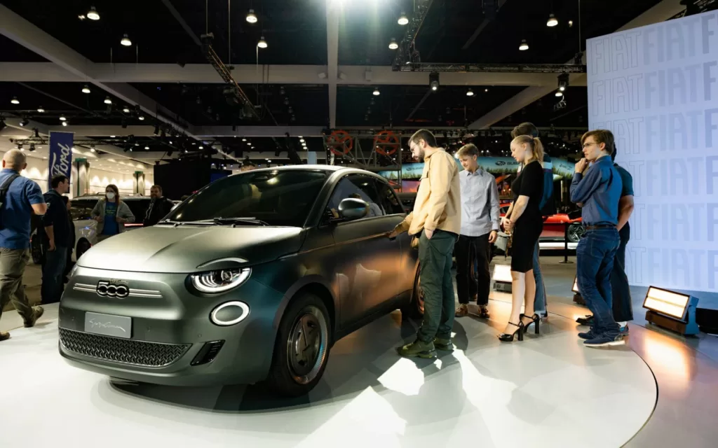 Fiat 500 e at la auto show 2022
